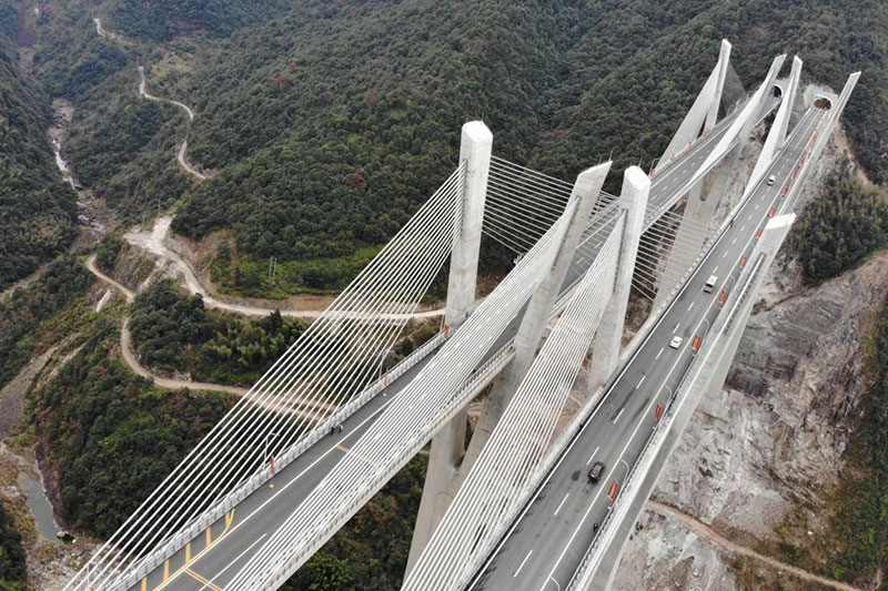 Les autoroutes sont témoins du développement de la Chine