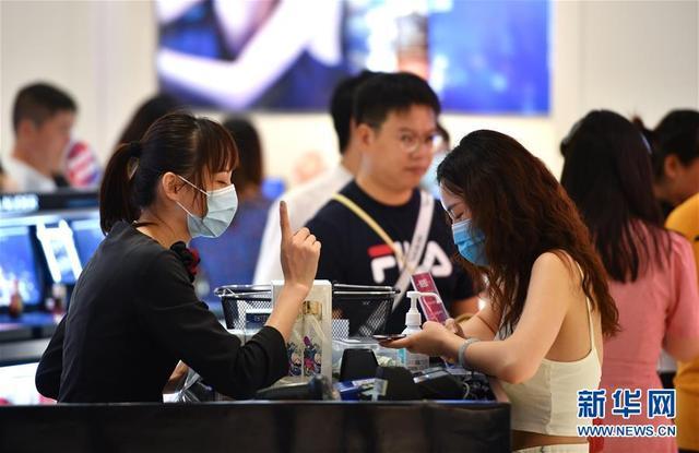 Les consommateurs chinois conscients veulent maintenant plus que des étiquettes occidentales onéreuses