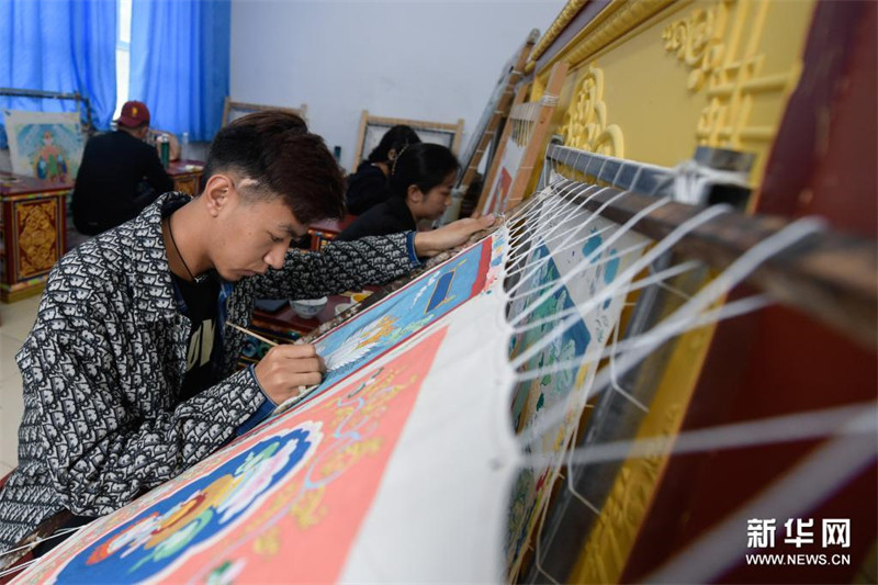 Des cours de patrimoine culturel immatériel donnés dans une université du nord-ouest de la Chine