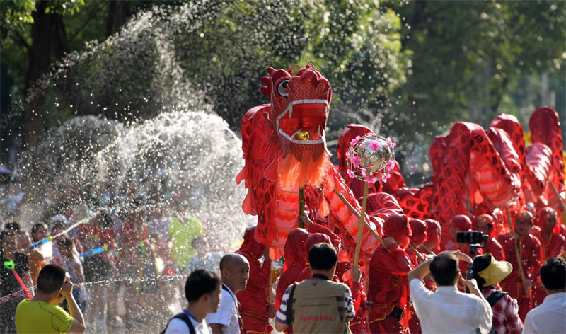 La fête ethnique « Liuyueliu » célébrée dans le Guizhou