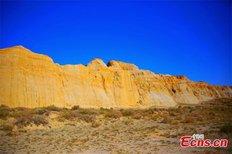 Photo prise le 5 septembre 2021 montrant les paysages du site pittoresque de la Cité du Diable, situés dans le comté de Fuhai à Altay, dans la région autonome ouïghoure du Xinjiang (nord-ouest de la Chine). (Shi Xiaokun / China News Service)