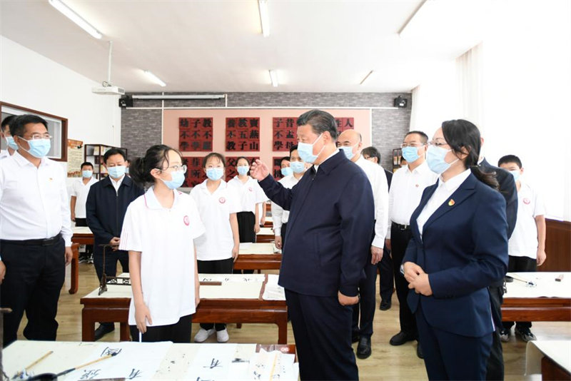Xi Jinping inspecte le district de Suide dans le nord-ouest de la Chine