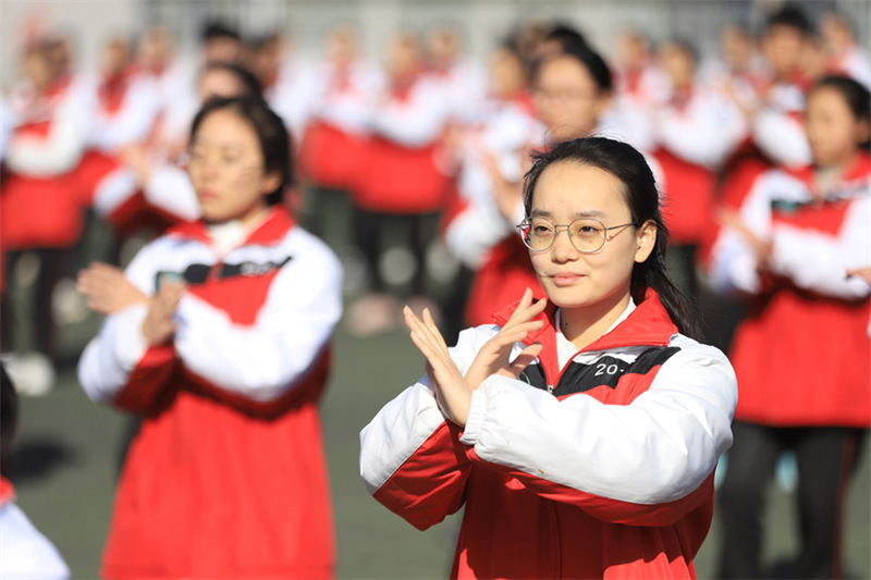 La transmission nationale du taï-chi dans des écoles du Henan
