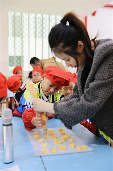 Hainan : des salles de classe parfumées aident les enfants à grandir dans la joie