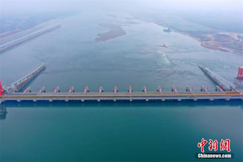 Jiangxi : les « Petites Trois Gorges du fleuve Ganjiang » entrent en service