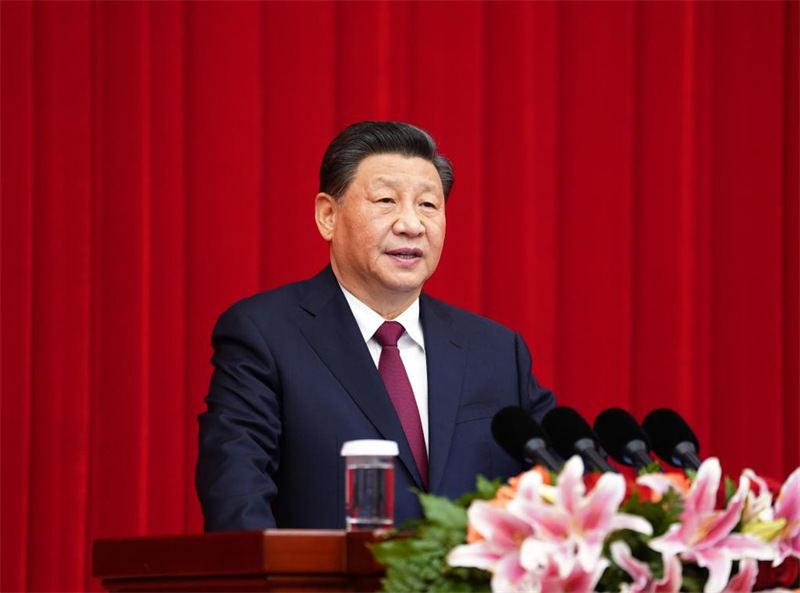 Xi Jinping prononce un discours lors d'un rassemblement de l'organe consultatif politique suprême chinois pour le Nouvel An 2022