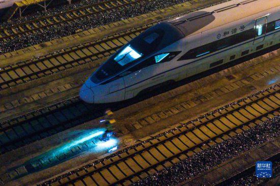 Le secteur des transports chinois se prépare pour la vague de voyages du Nouvel An