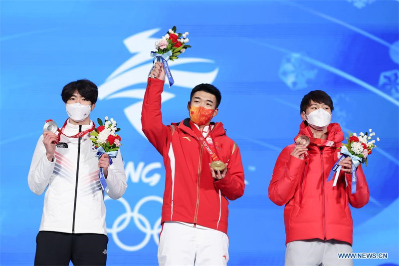 (BEIJING 2022) Le Chinois Gao Tingyu médaillé d'or du 500m hommes du patinage de vitesse avec un nouveau record olympique