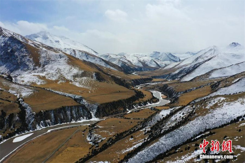Les paysages de neige du Parc national de Sanjingyuan vus du ciel