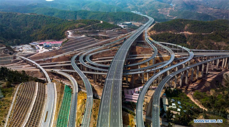Chine : ouverture de la nouvelle autoroute Chuxiong-Dali