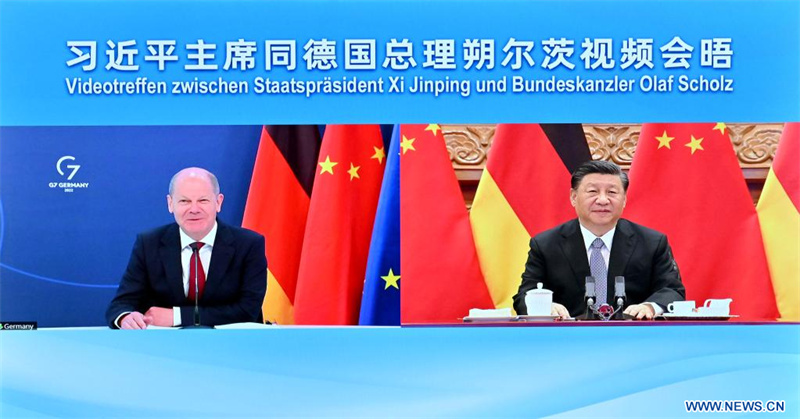 Xi Jinping rencontre Olaf Scholz par liaison vidéo