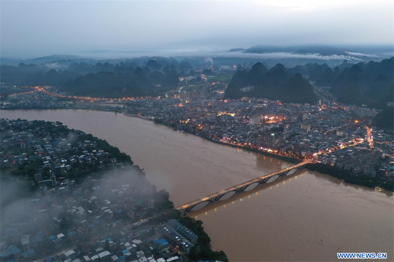 Chine : réponse d'urgence aux inondations au Guangxi