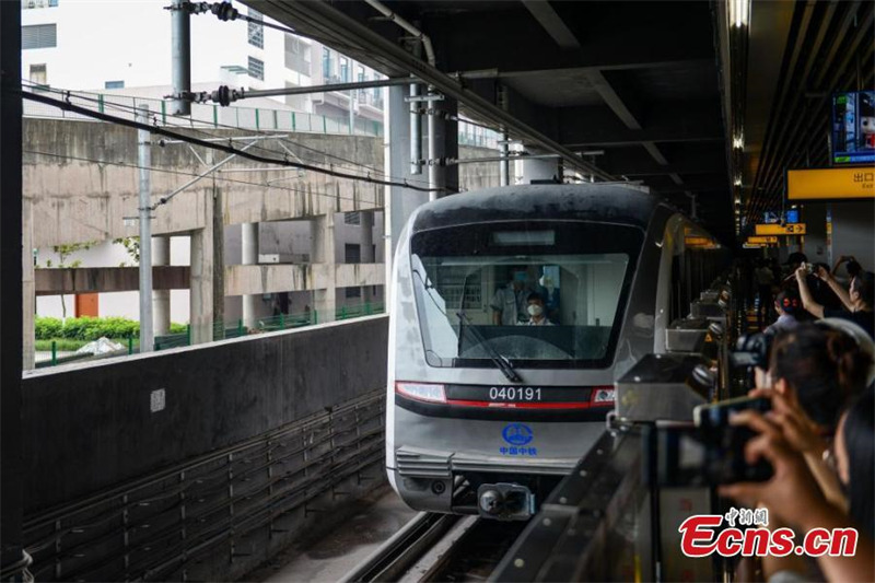 Chongqing : des voitures à températures différentes dans le même train