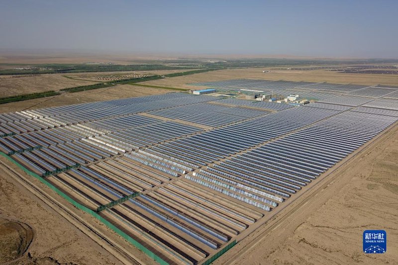 Qinghai : le photovoltaïque et le thermosolaire poussent de toutes parts, et le bassin de Qaidam est comme « parsemé d'étoiles »