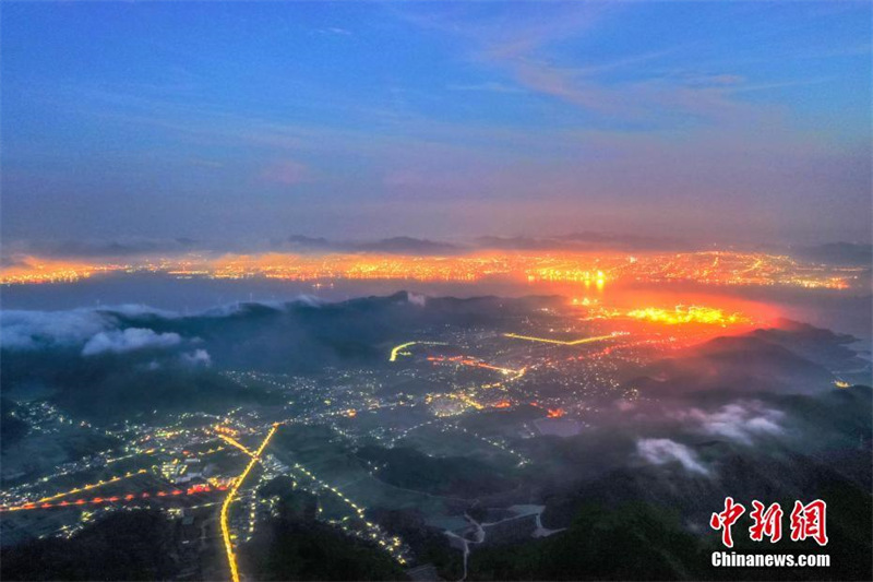 Zhejiang : le pont maritime de Zhoushan, comme un dragon nageant au bord de la mer