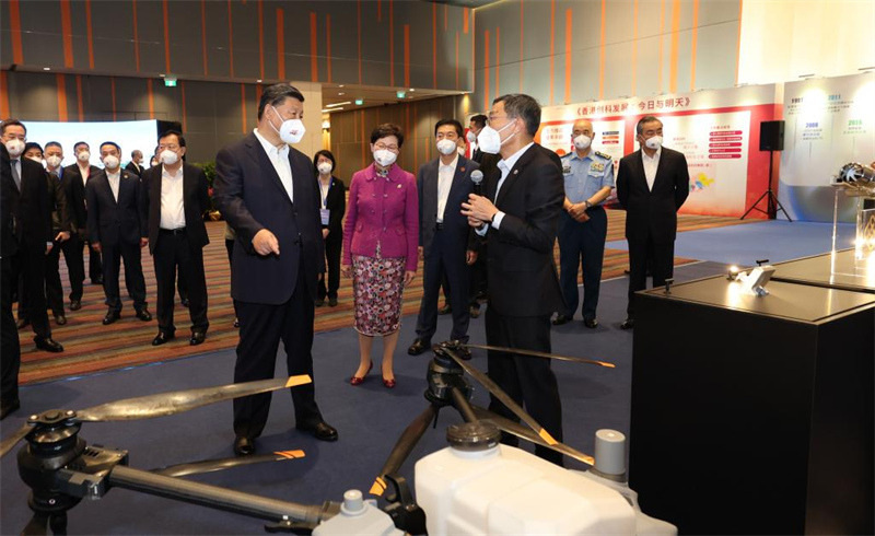 (RASHK 25) Xi Jinping fait l'éloge du développement de l'innovation et de la technologie de Hong Kong