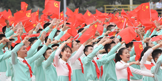 Le Parti communiste chinois fait preuve d'une vitalité et d'une vigueur puissantes, et un grand nombre de jeunes exceptionnels rejoignent ses organisations chaque année pour faire avancer sa cause, a déclaré le 30 juin un haut responsable du Parti, la veille du 101e anniversaire de sa fondation.