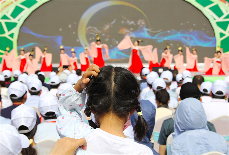 Xinjiang : le plus beau signe de la vie à Hami