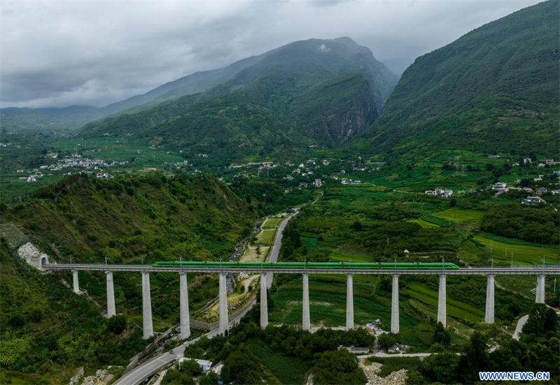 Chine : prochaine mise en service d'une section du chemin de fer Dali-Ruili