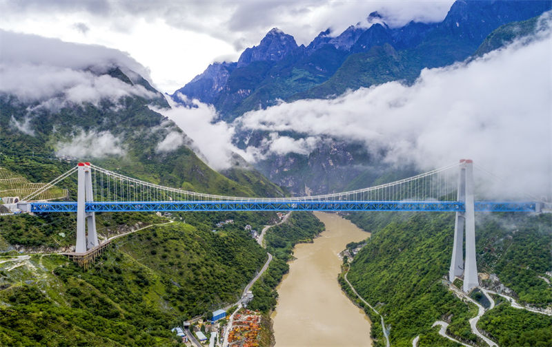 Yunnan: la progression ordonnée de la construction de la ligne ferroviaire Li-Xiang