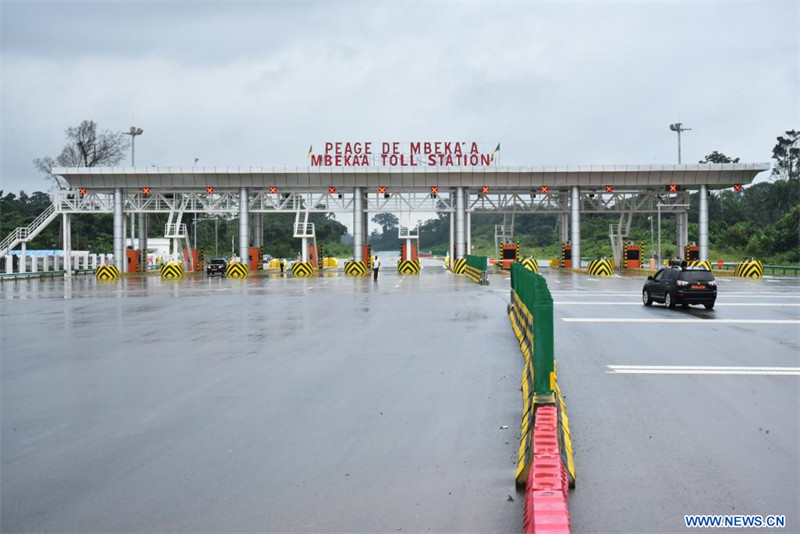 Cameroun : mise en service de l'autoroute Kribi-Lolabé