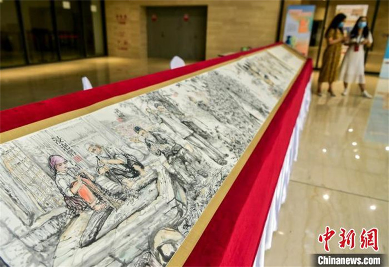 Xinjiang : ouverture de l'exposition du patrimoine culturel immatériel à Urumqi