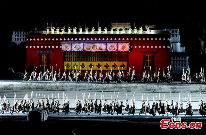 Séance spéciale de l'opéra « Princesse Wencheng » mise en scène au Tibet