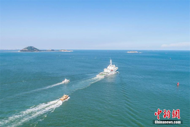 Le plus grand navire de patrouille maritime de Chine achève sa première mission