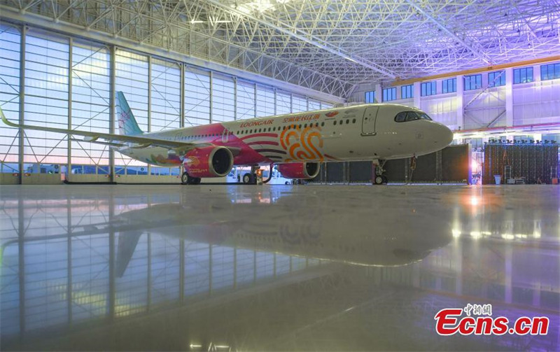 Un avion sur le thème des Jeux asiatiques dévoilé à Hangzhou