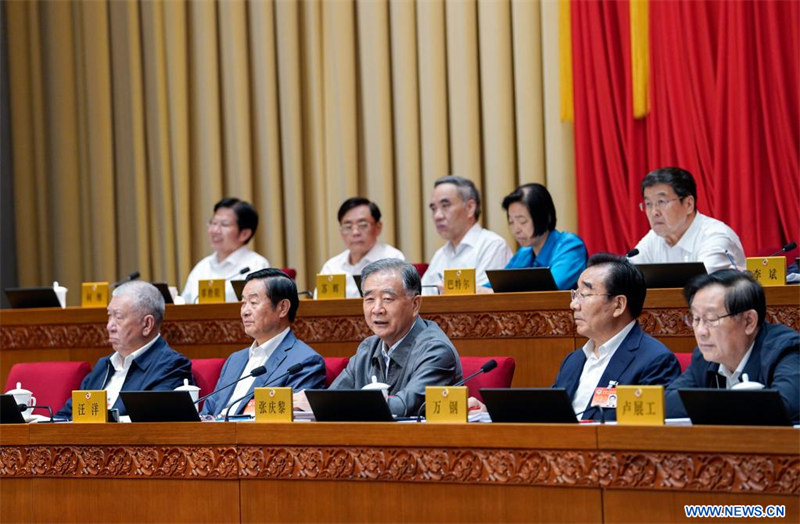 Le plus haut conseiller politique chinois insiste sur la mise en oeuvre de la politique de l'emploi prioritaire