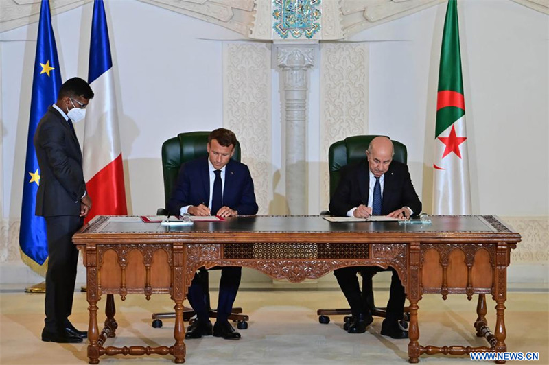 L'Algérie et la France signent plusieurs accords de coopération bilatérale