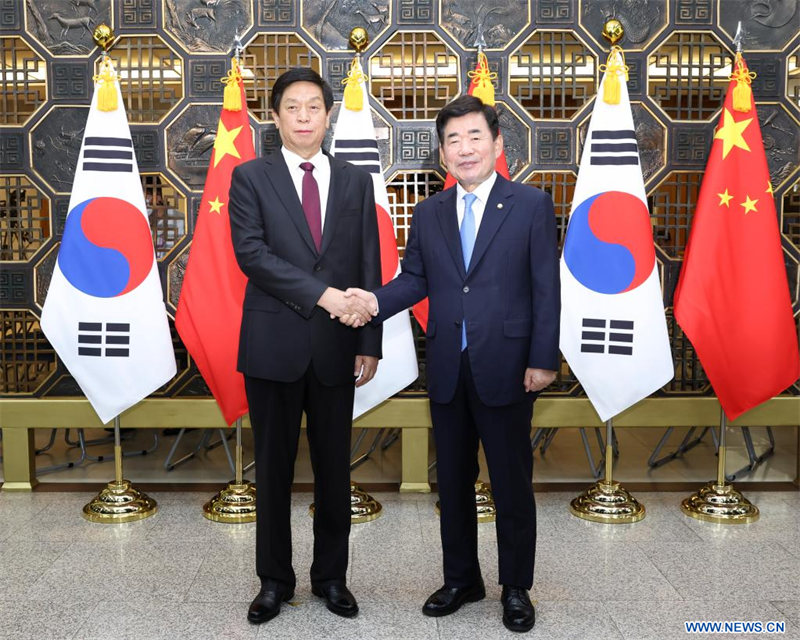 Le plus haut législateur chinois effectue une visite officielle et amicale en République de Corée