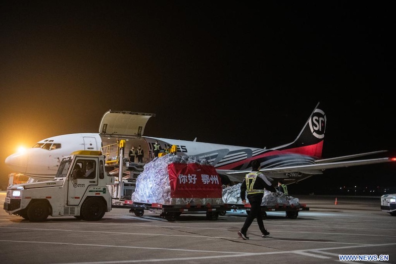 Le premier aéroport de fret chinois ouvre sa première ligne dédiée au fret