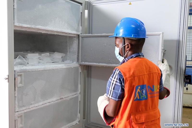 L'Ouganda reçoit 1.200 doses de vaccin expérimental contre Ebola