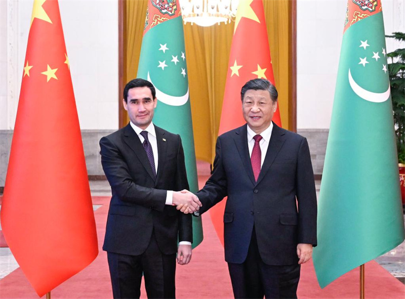 Les présidents chinois et turkmène s'entretiennent, élevant les relations au rang de partenariat stratégique global