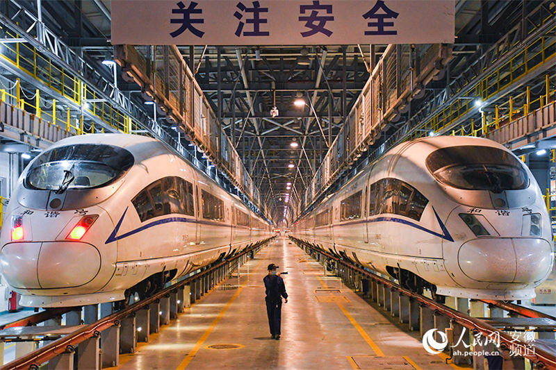 Anhui : histoire d'un « médecin » des trains post-2000 à Hefei