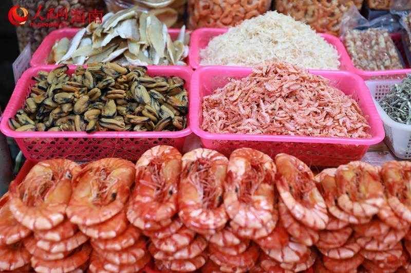 Hainan : un large éventail de fruits de mer pour faire monter le goût du Nouvel An sur votre langue à Haikou