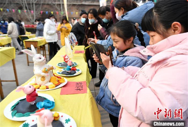 Hebei : à la découverte des sculptures de pâte vivantes du patrimoine culturel immatériel de Shijiazhuang