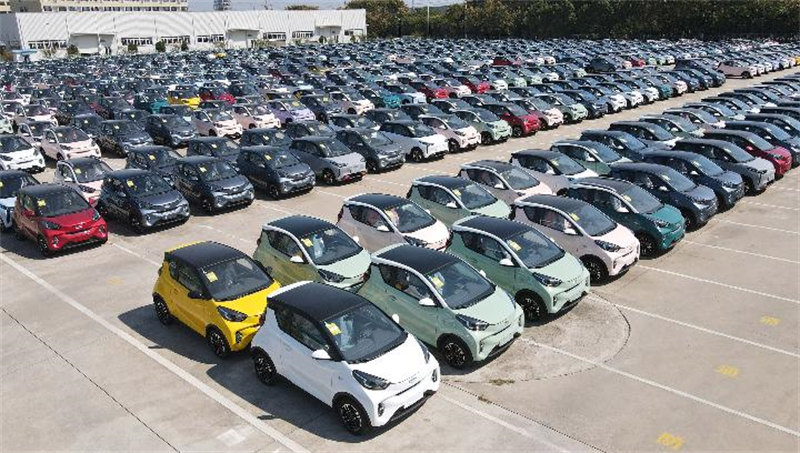 Avec 3,11 millions de véhicules en 2022, l'exportation automobile de la Chine franchit un nouveau palier