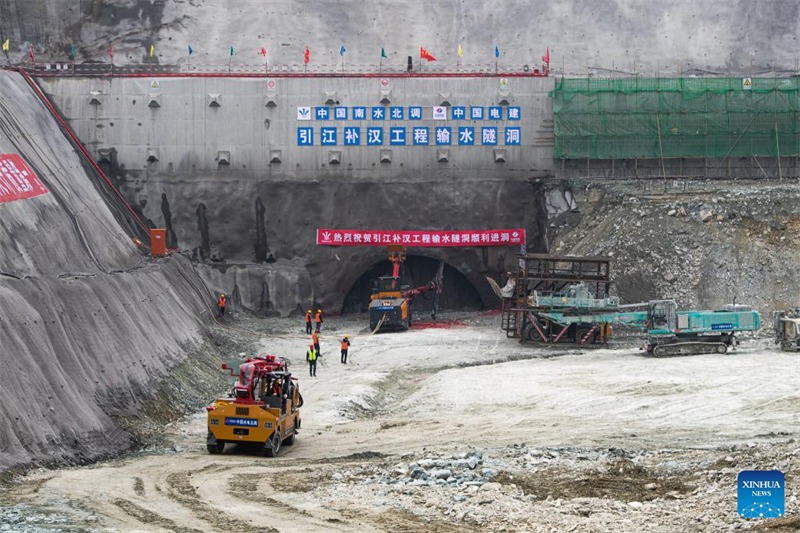Hubei : la construction d'un tunnel souterrain de transfert d'eau se poursuit
