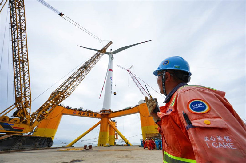 La Chine franchit une nouvelle étape dans le domaine des plate-formes éoliennes en haute mer