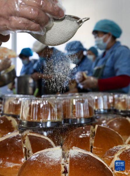 Xinjiang : les pains au fromage aux caractéristiques multiethniques de Tacheng