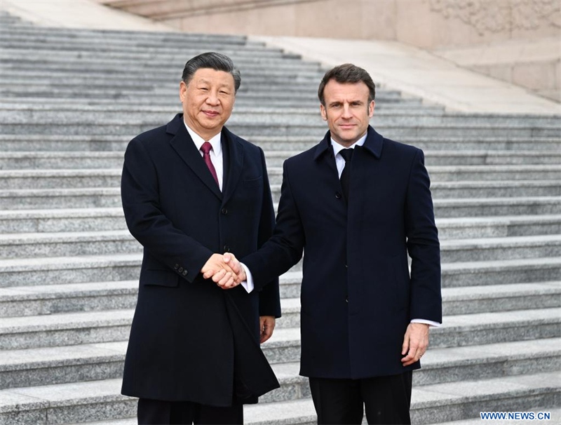 Xi Jinping s'entretient avec le président français