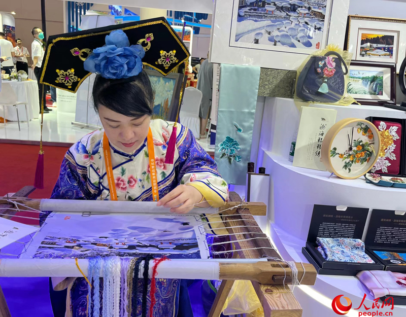 Hainan : les éléments culturels chinois présentés lors de la CICPE