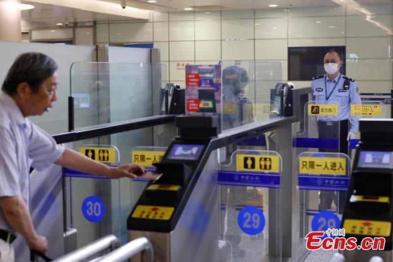 Shanghai : les services d'entrée et de sortie rapides rétablis