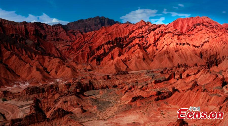 Xinjiang : le paysage mystérieux du Grand Canyon de Tianshan