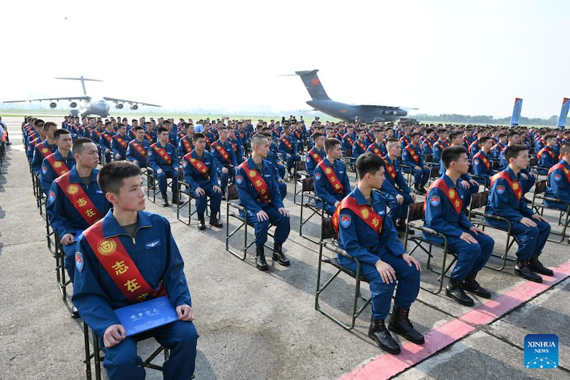 La Force aérienne chinoise a recruté les meilleurs cadets de son histoire en 2023