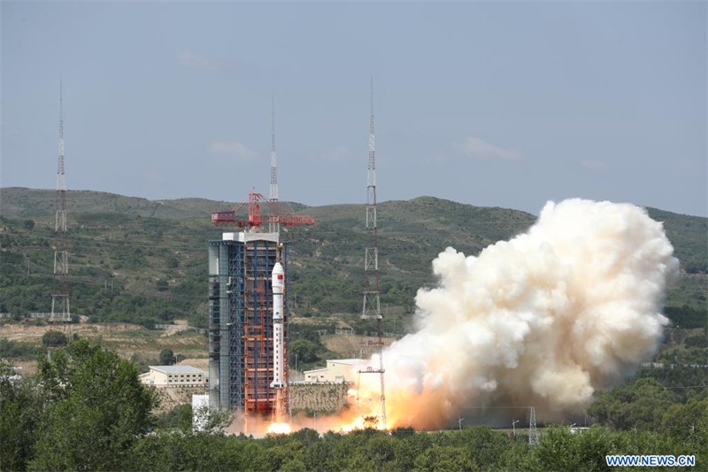 La Chine lance quatre satellites dans l'espace