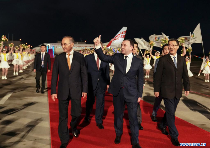 Arrivée du PM géorgien à Chengdu pour les Jeux mondiaux universitaires de la FISU