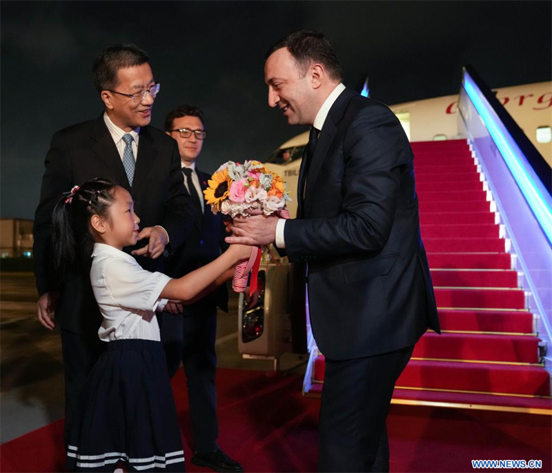 Arrivée du PM géorgien à Chengdu pour les Jeux mondiaux universitaires de la FISU